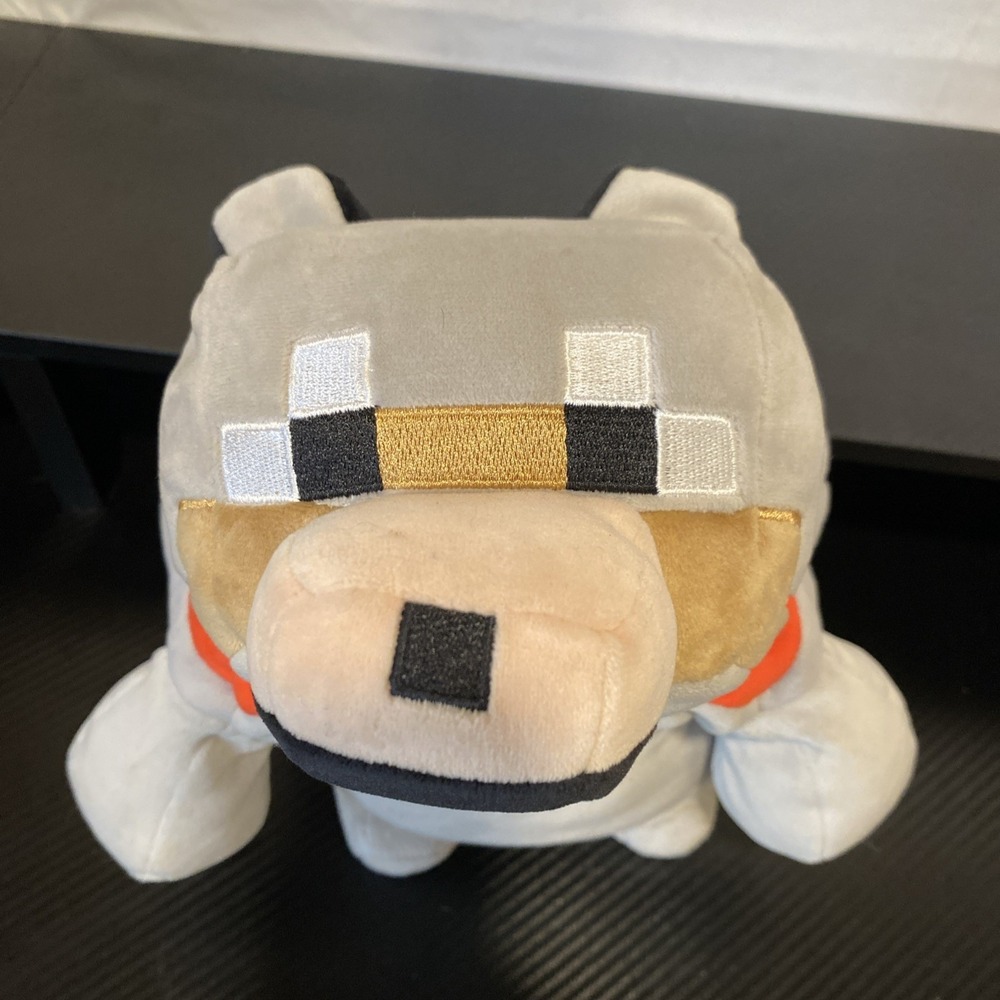 Mattel Minecraft 12'' Tamed Gray Wolf Plush 2021 Video Game Toy